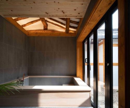 Luxury Hanok Maison Sunlit