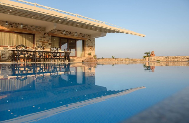 HIDEAWAY DE LUJO EN CRETA SUR CON PISCINA Y PRIVACIDAD