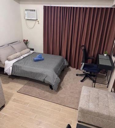 Luxury Home Comfort At Manhattan Plaza Cubao WiFi
