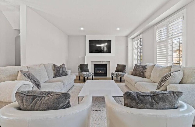 Luxury Home in Ancaster