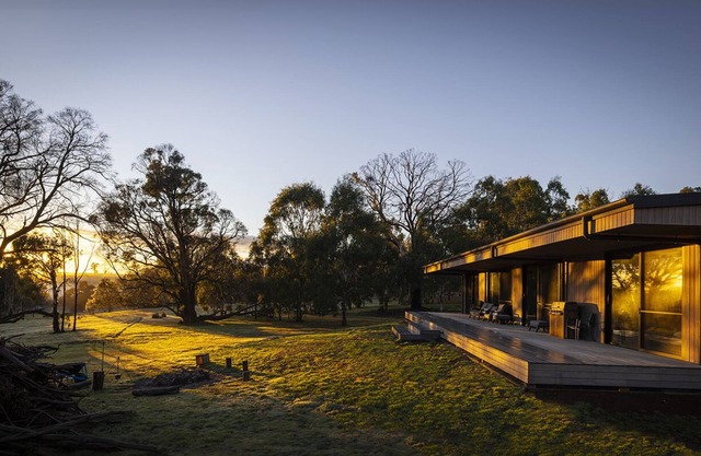 Luxury home set on 20 acres of secluded bushland.