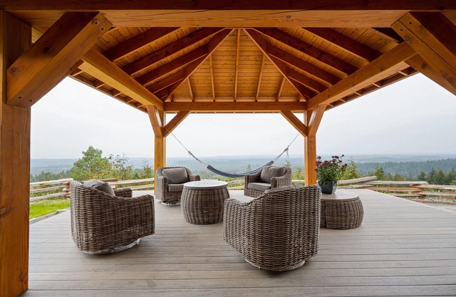 Luxury Home/ Villa Beautiful Oceanview Georgia straight, Hot Tub Spa