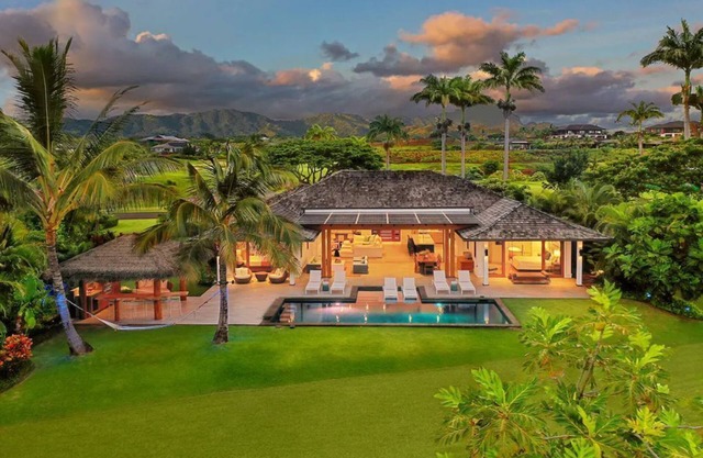 Luxury Home w/heated pool: Mehana Makai