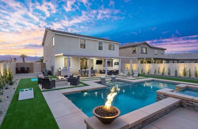 Luxury home with private pool spa, bocce ball, Game room & nearby attractions
