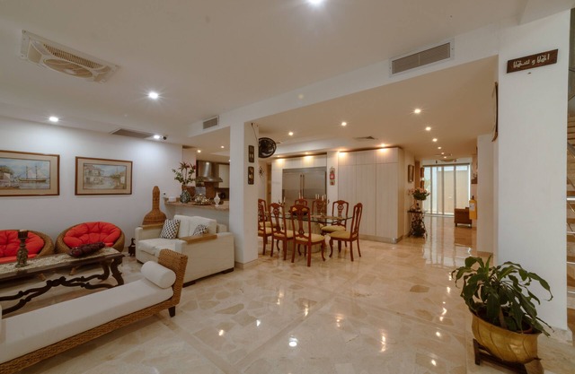 CASA DE LUJO, CERCA A LA PLAYA