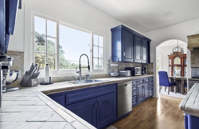 Luxury house in Private Estate of Pebble Beach/ Walking Distance to The Lodge