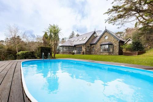 Luxury House on Seafront