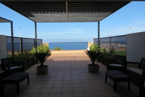 Luxury House with 3 Bedrooms, Sea Wiew and Swimming Pool in a quiet Residence