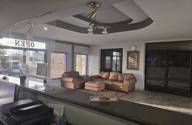 Luxury Inn & Suites and RV Park