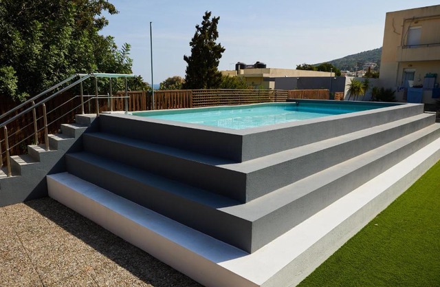 Luxury Karfas House