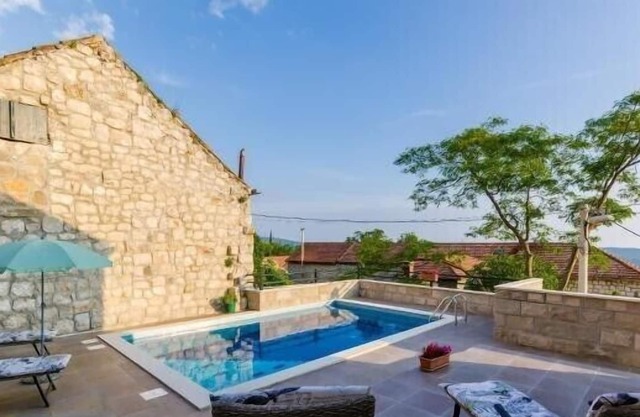 Villa de lujo en Konavle | 2 Dormitorios | Villa Luciana | Piscina Privada | Vistas al mar