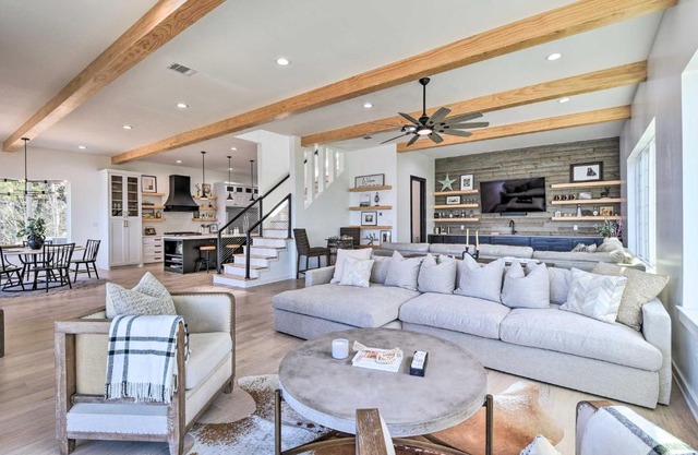 Luxury Lake Granbury Cliffside Home with Deck!