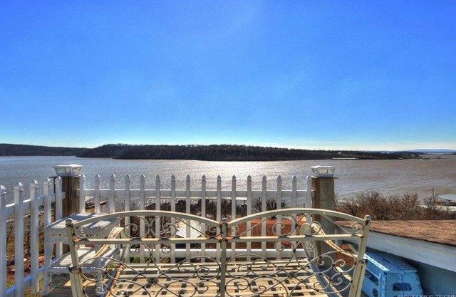 LUXURY LAKE HOME con acceso rápido a playas para nadar y rampa para botes