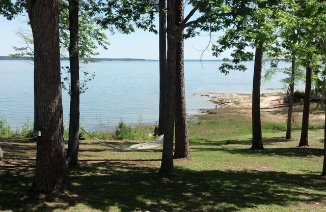 De lujo frente al lago Say Rayburn Reservoir Home
