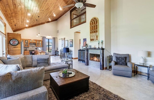 Luxury Living in a Barndominium