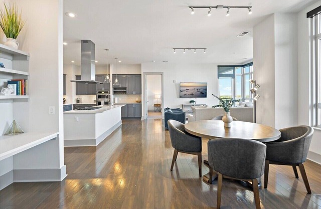 Luxury Living | Tysons | High Rise | Scenic Views