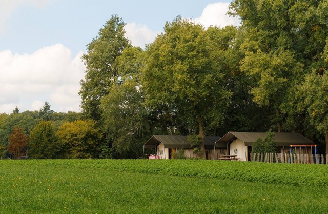 Lodge de Lujo en Twente con Vistas a Prados