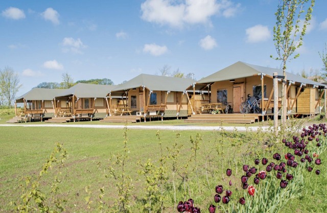 Luxury lodge on a family campsite near the sea