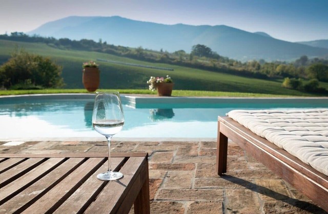 Luxury Marche villa rental