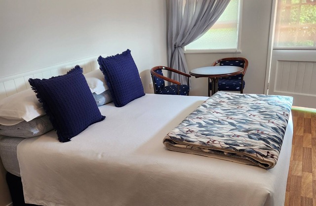 Luxury mountain cabin in a beautiful historic mining town of Mount Morgan.