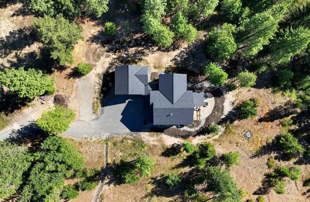 Luxury Mountain Home w/ Hot Tub on 5 Acres!