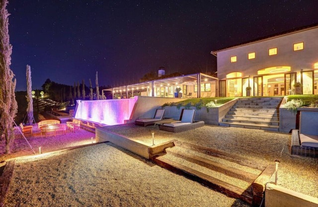 Nueva Luxury Estate 70 Acre