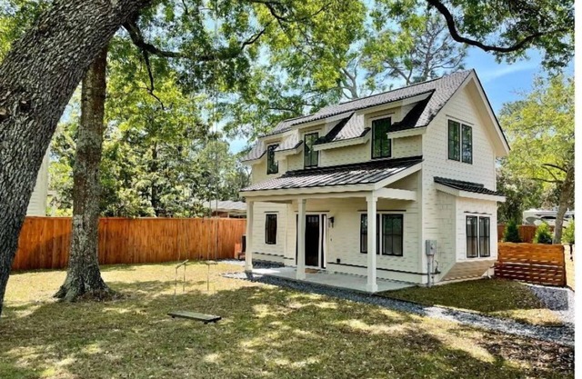 2 Bdrm Cottage in Old Mount Pleasant