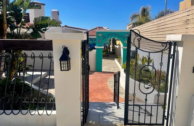 Luxury Ocean Front Single Level W Private Casita