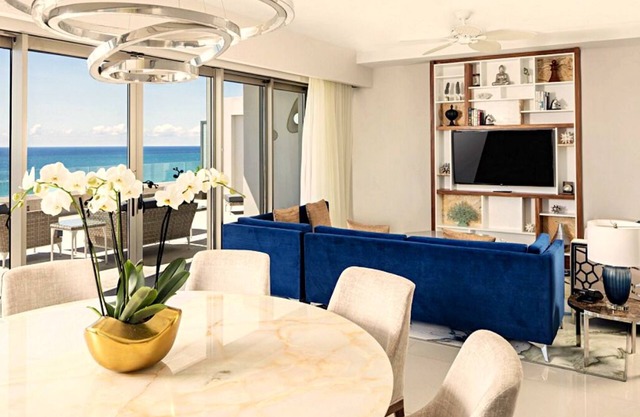Luxury Oceanfront 3 Bedroom Condo w/ 5 Diamond Amenities