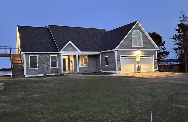 Luxury Oceanfront Home + Loft in Maine - Private, Beach, Oceanfront