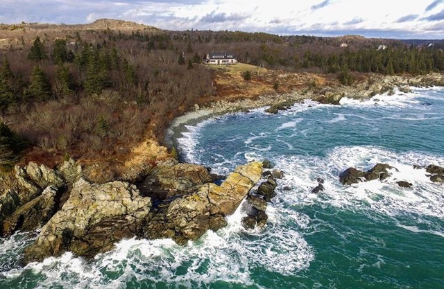 Extravagante Ocean Estate en la escarpada costa de Downeast Maine