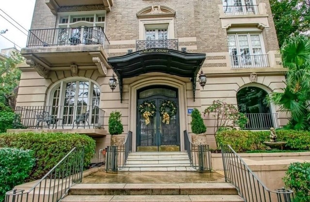 Luxury on the Avenue