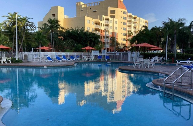 Luxury one bedroom and one bathroom unit with full amenities