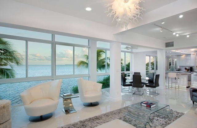 Luxury * Panoramic Oceanfront Views * Boat Dock * Heated Pool