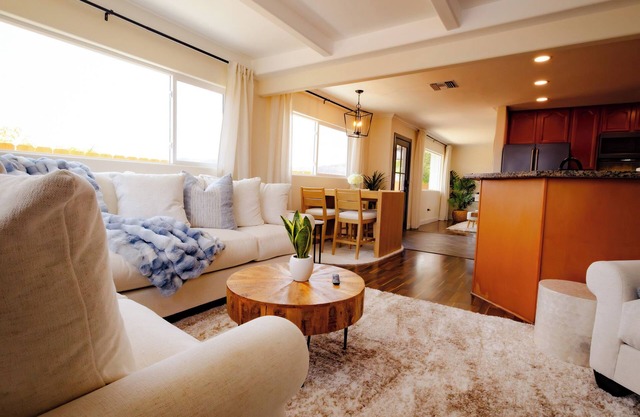 Luxury-Panoramic Paradise