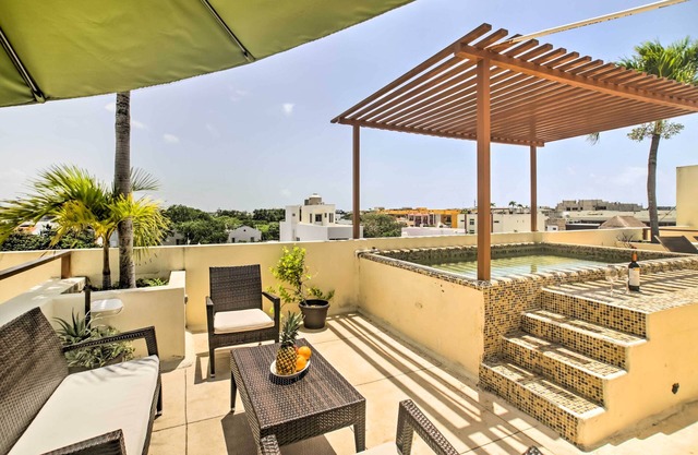 ¡NUEVO! Penthouse en Playa del Carmen con piscina cerca de la playa
