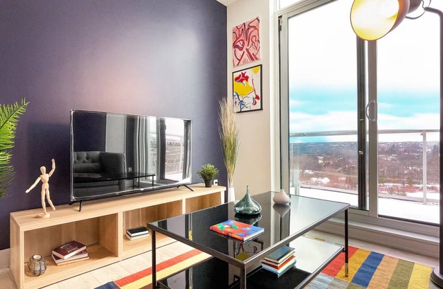 Luxury Penthouse in Downtown Markham