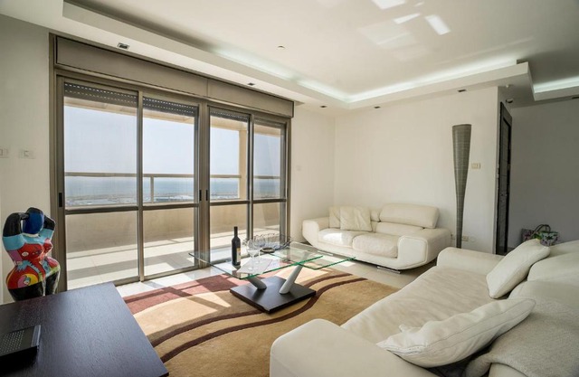 Luxury Penthouse Marina