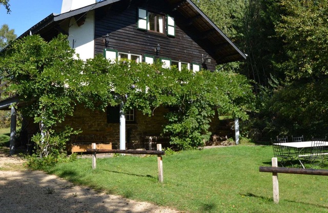Lujoso chalet apto para mascotas en Bièvre, cerca del bosque