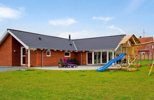 Villa de lujo con piscina junto al mar -- By Traum Ferienwohnungen