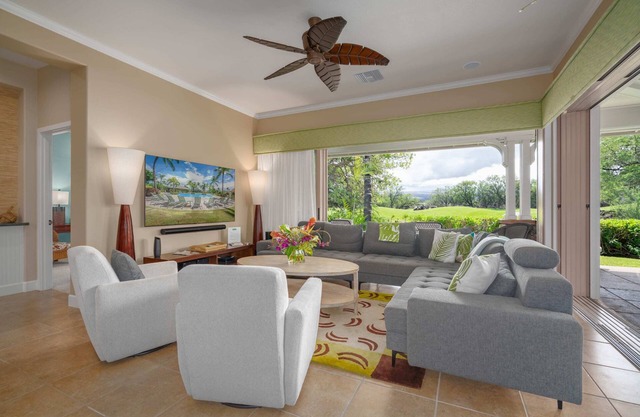 Luxury + Privacy Sleeps 8 Beach Club Access