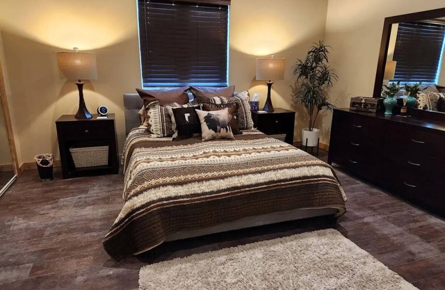 Luxury ranch apartment in Cody