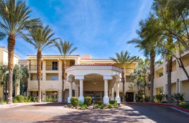 Luxury Resort located 10 minutes from the strip!