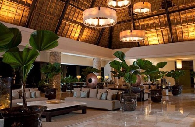 Luxury Resort w/ Beach Access