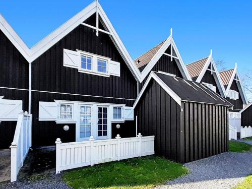 Luxury Retreat in Rorvig Park-By Traum