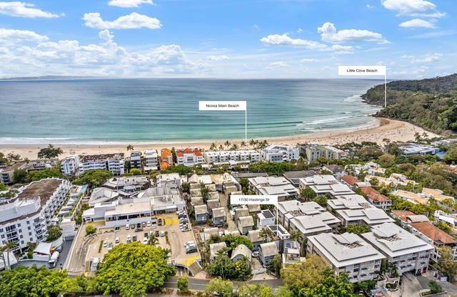 Luxury Retreat: Villa 17 on Hastings St