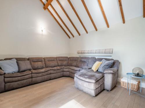 Luxury Retreat with furry friends, cleaning included