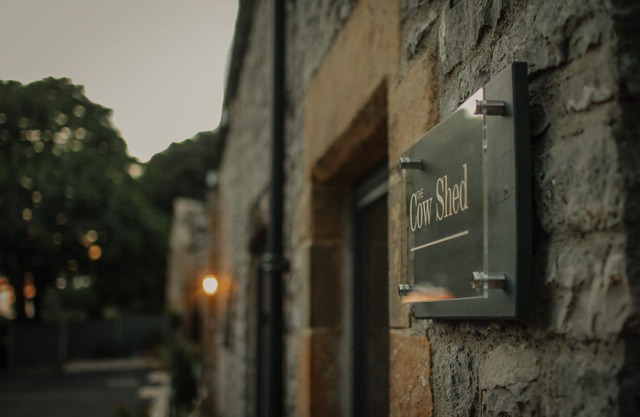 Luxury Rural Holiday Cottage With Log Burner
