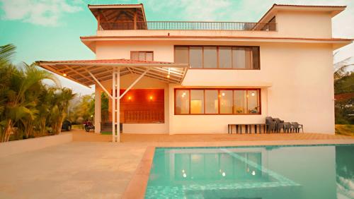 Luxury Seaside 8bhk Beach Villa Alibaug