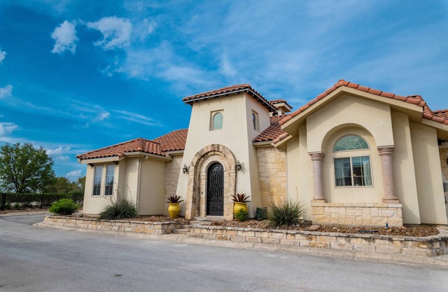 Villa de lujo Hill Country en comunidad cerrada - Ideal para grupos grandes